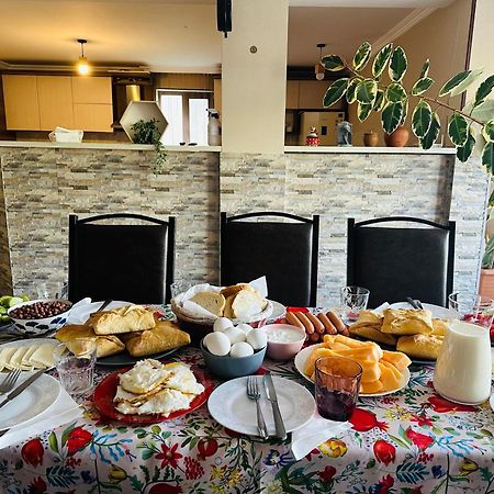 Nikolo Inn Kazbegi Dış mekan fotoğraf