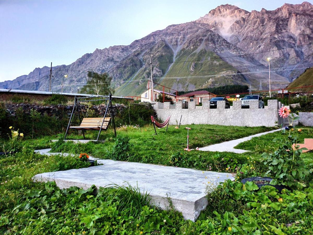 Nikolo Inn Kazbegi Dış mekan fotoğraf