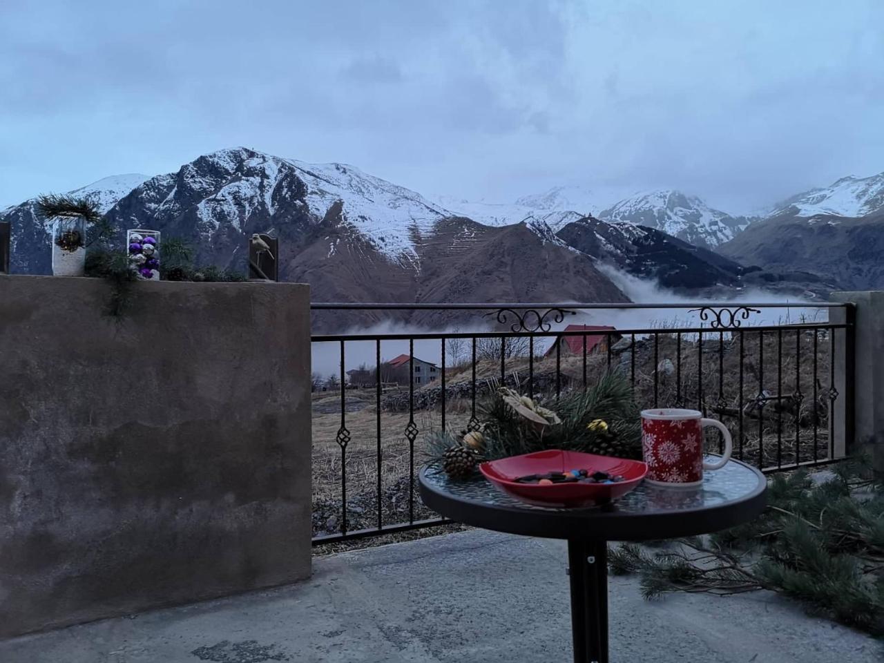 Nikolo Inn Kazbegi Dış mekan fotoğraf
