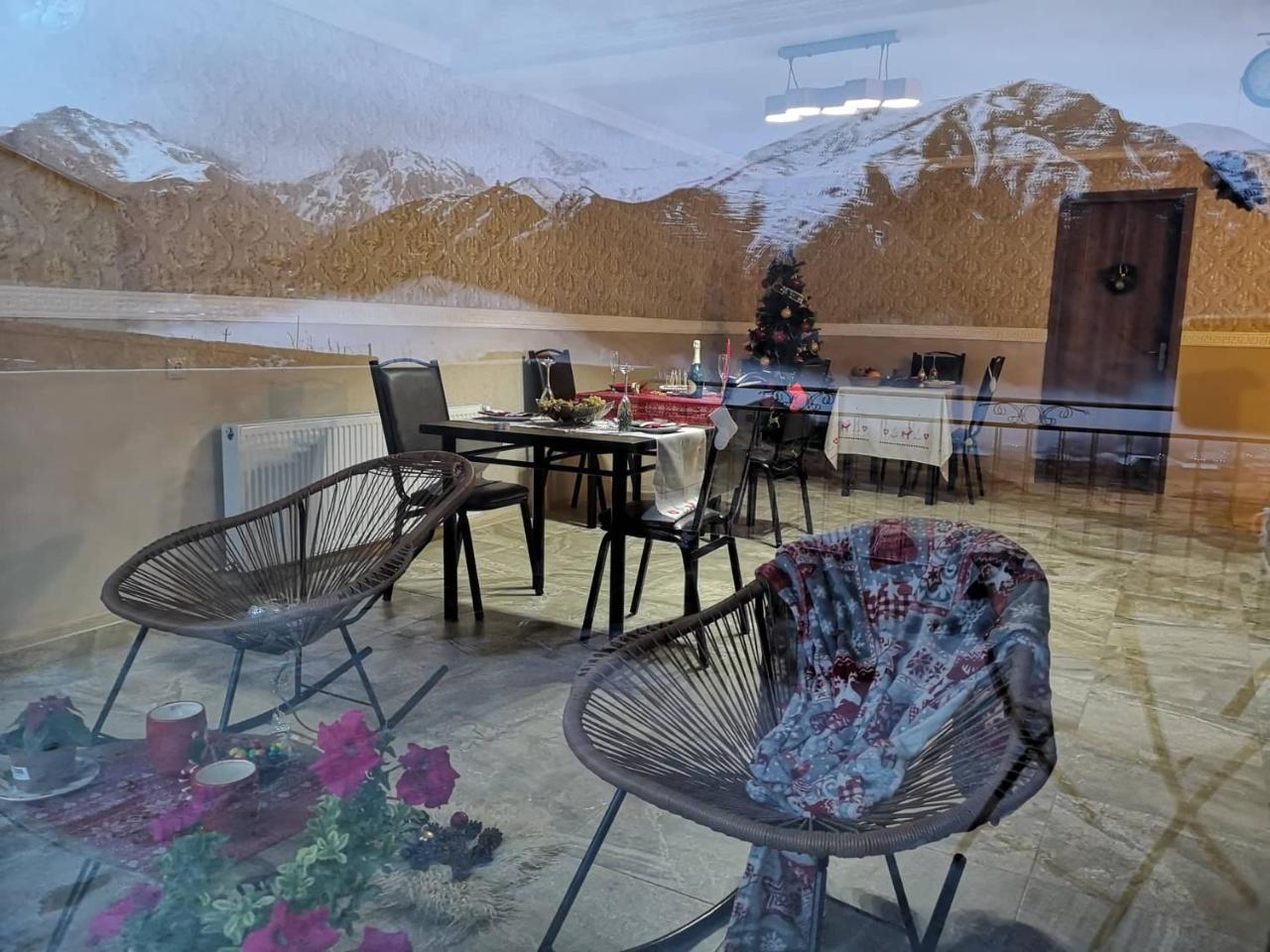 Nikolo Inn Kazbegi Dış mekan fotoğraf